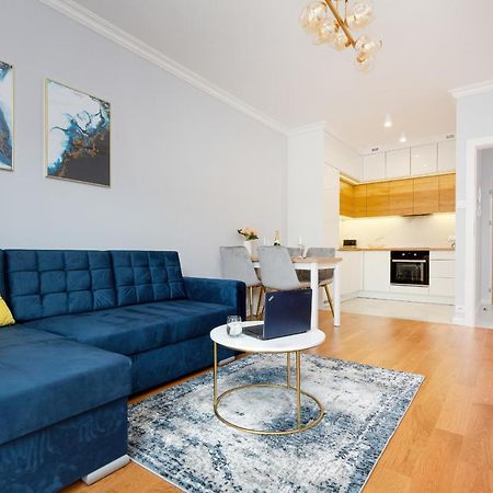 Apartament Dom Przy Okrzei By Renters Prestige Varsovie Extérieur photo