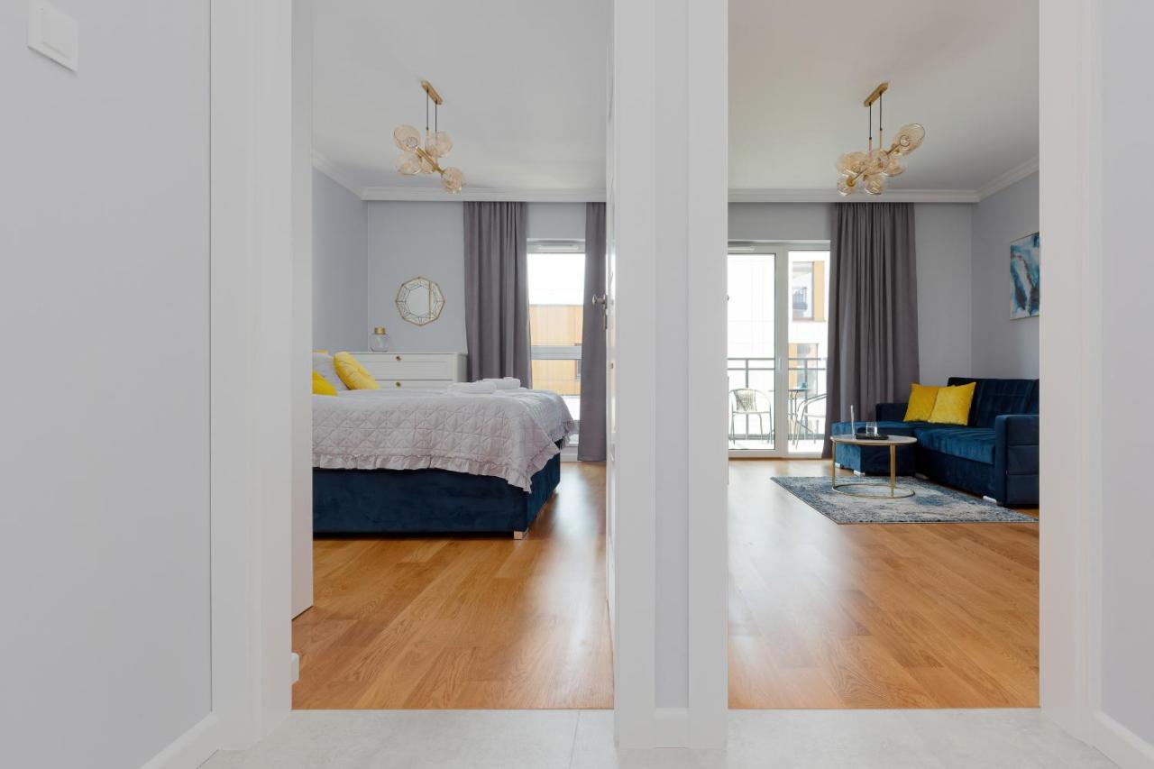 Apartament Dom Przy Okrzei By Renters Prestige Varsovie Extérieur photo