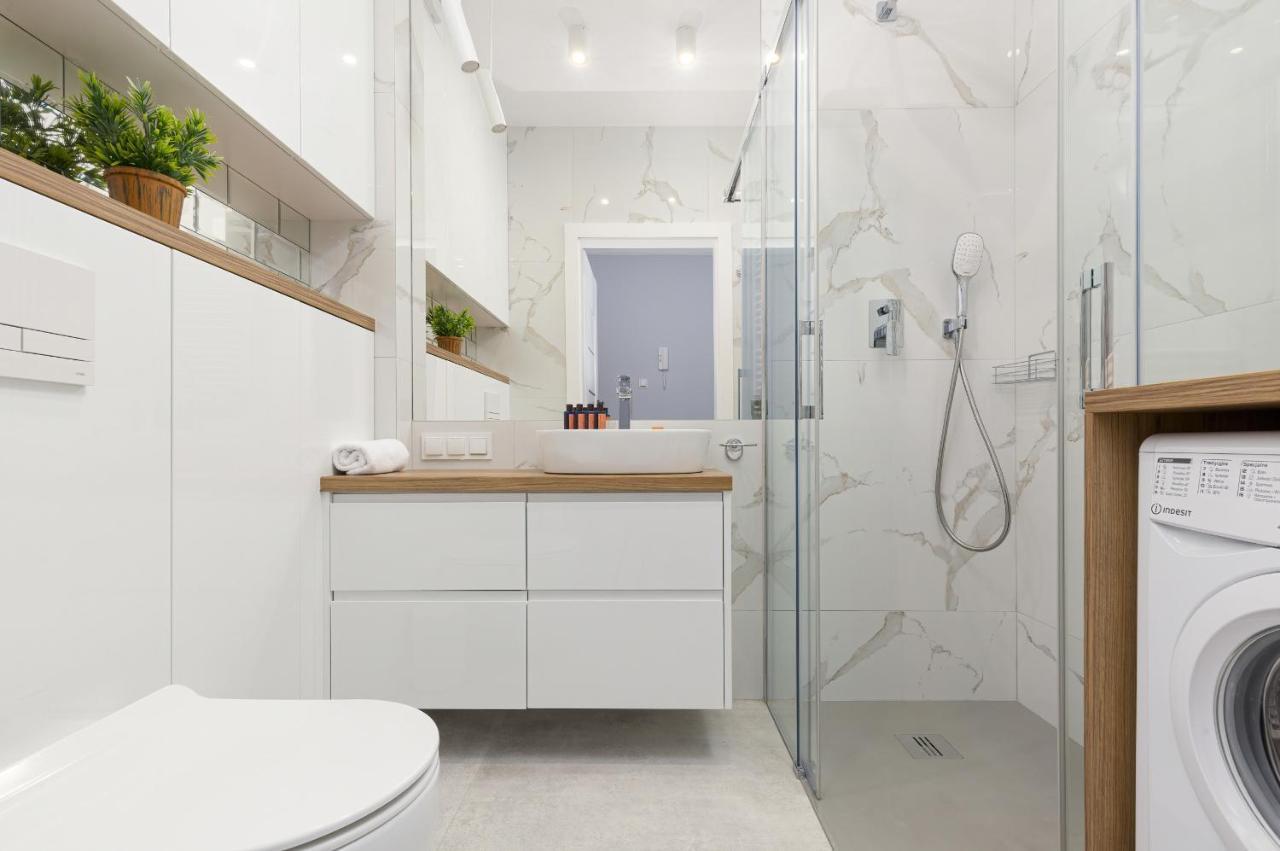 Apartament Dom Przy Okrzei By Renters Prestige Varsovie Extérieur photo
